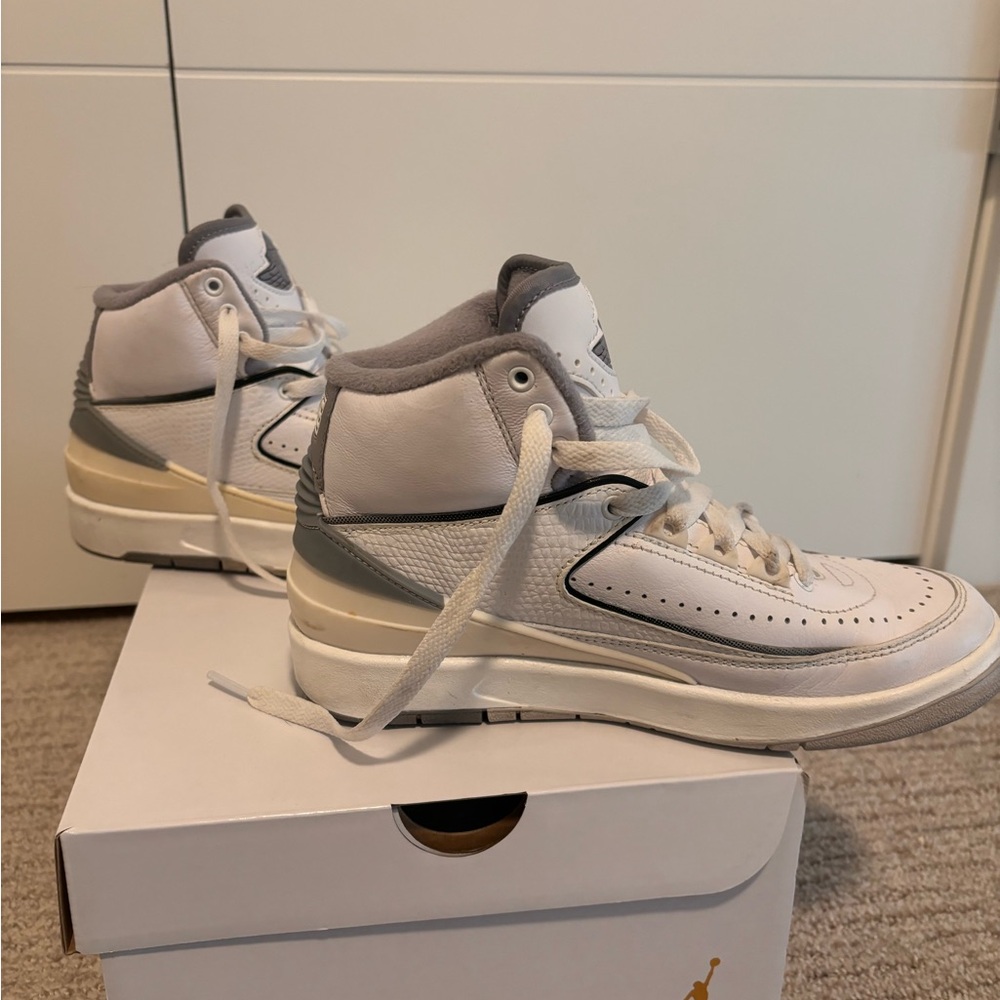 Kids Nike Air Jordan Retro 2 - Picture 7 of 11